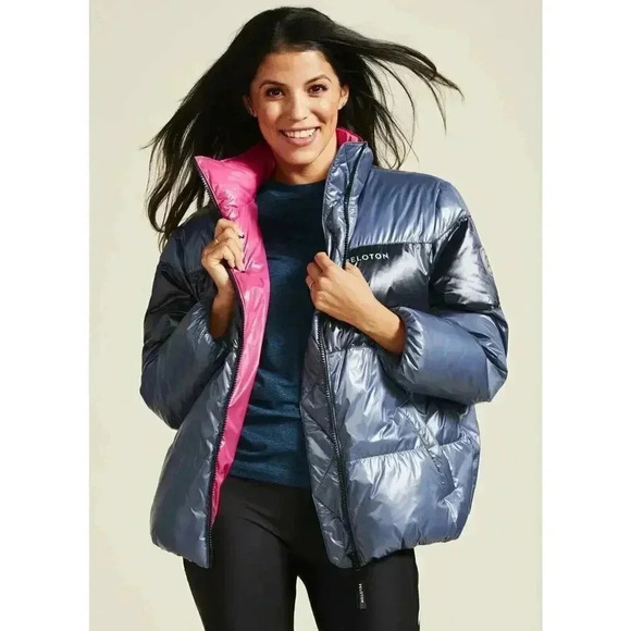 Pelaton puffer jacket grey and pink size medium - Picture 9 of 10